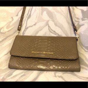 Dooney & Bourke Crossbody Bag